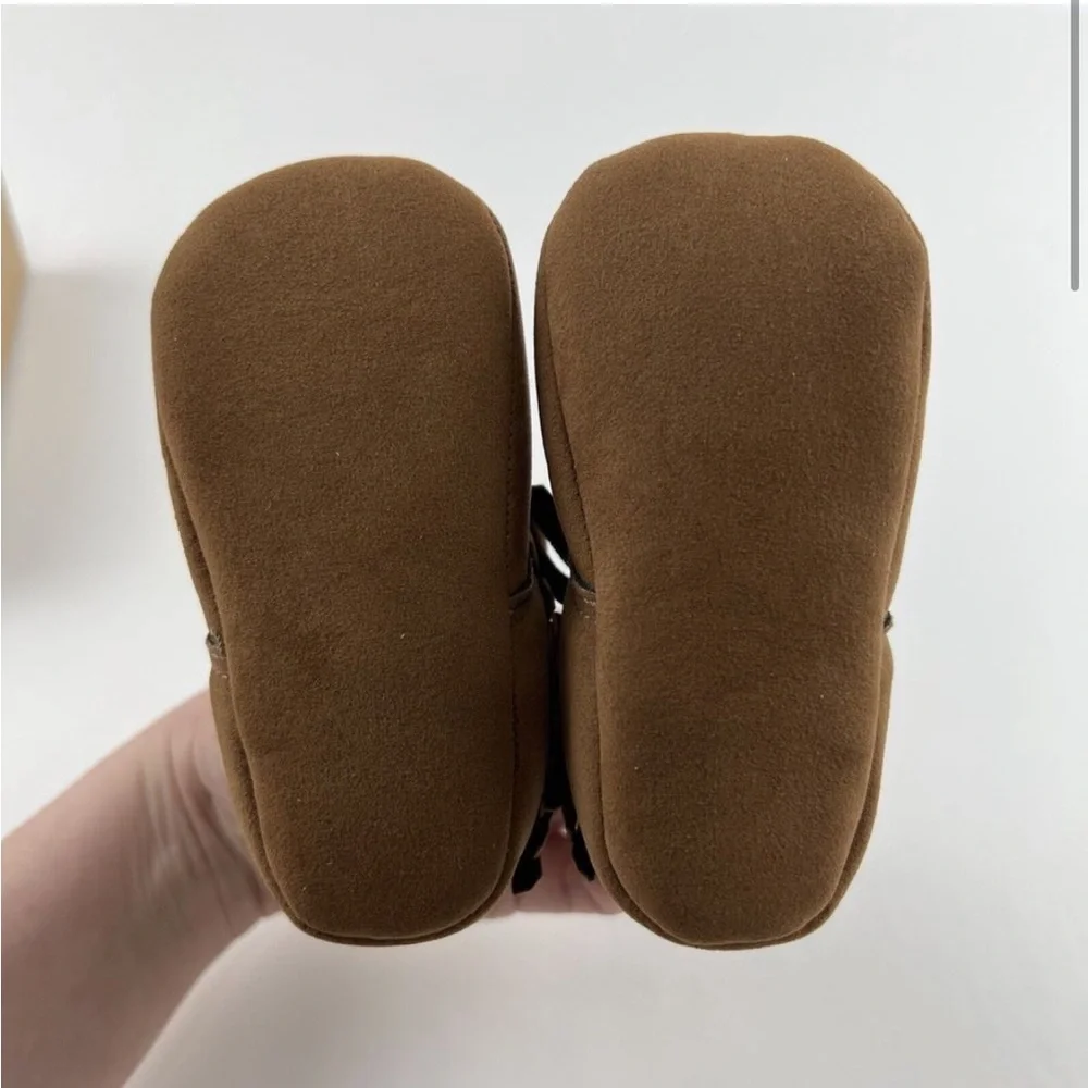 Lucky Brand crib shoes